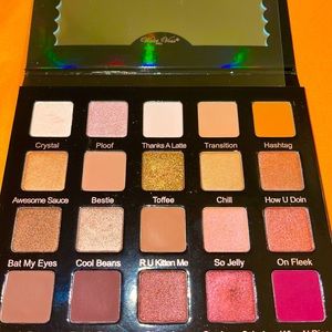 Violet voss holy grail palette